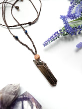 Load image into Gallery viewer, Smokey Quartz Macrame Necklace
