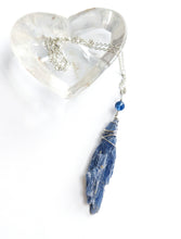 Load image into Gallery viewer, Blue Kyanite Necklace
