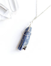 Load image into Gallery viewer, Blue Kyanite Necklace
