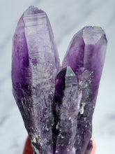 Load image into Gallery viewer, Tutu Cliffs Amethyst
