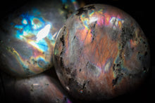 Load image into Gallery viewer, Labradorite Palm Stones (Rainbow Flash)
