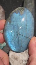 Load and play video in Gallery viewer, Labradorite Palm Stones (Blue Flash)
