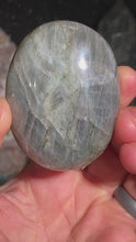 Load and play video in Gallery viewer, Labradorite Palm Stones (Rainbow Flash)
